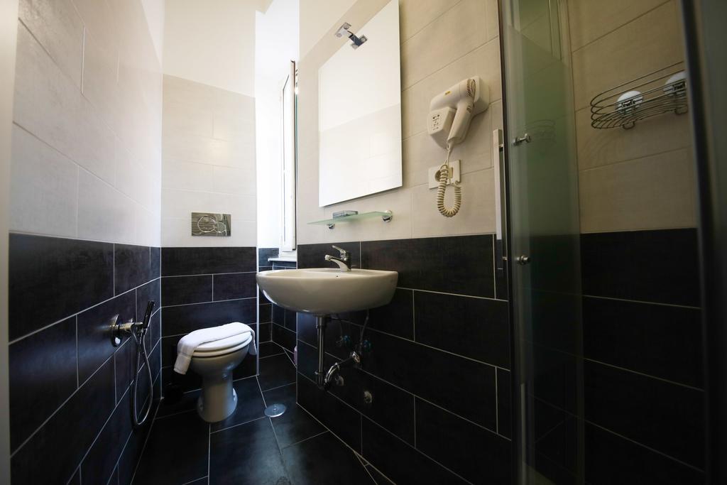 Hotel Pisa Rome Bagian luar foto
