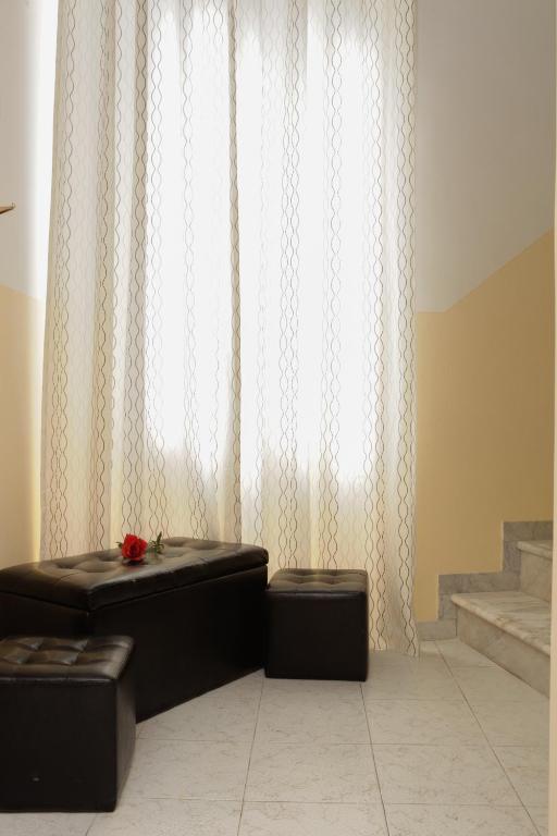 Hotel Pisa Rome Bagian luar foto