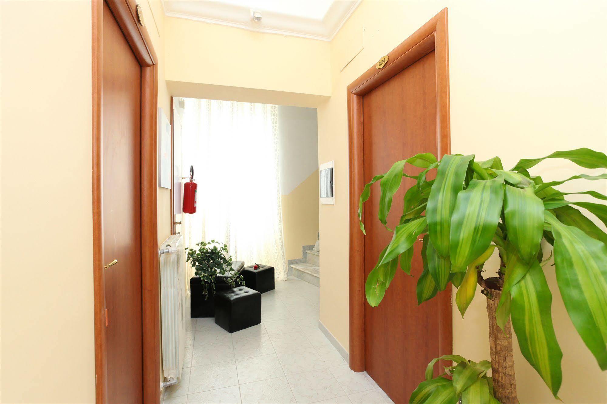 Hotel Pisa Rome Bagian luar foto